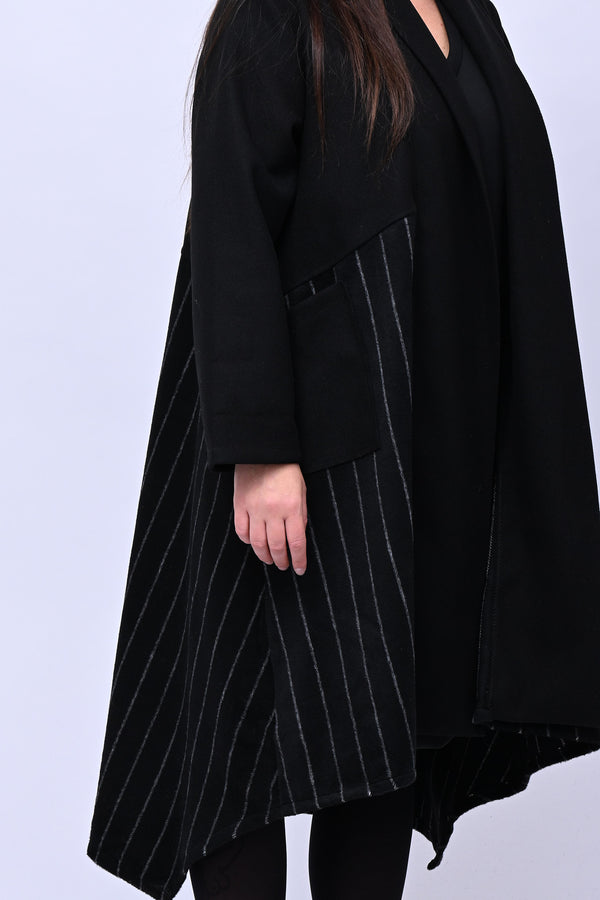 Cappotto svasato gessato - Nero