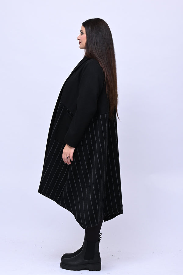 Cappotto svasato gessato - Nero