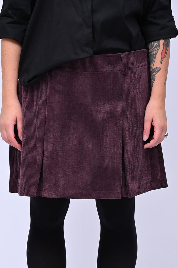 Shorts effetto gonna velluto - Melanzana