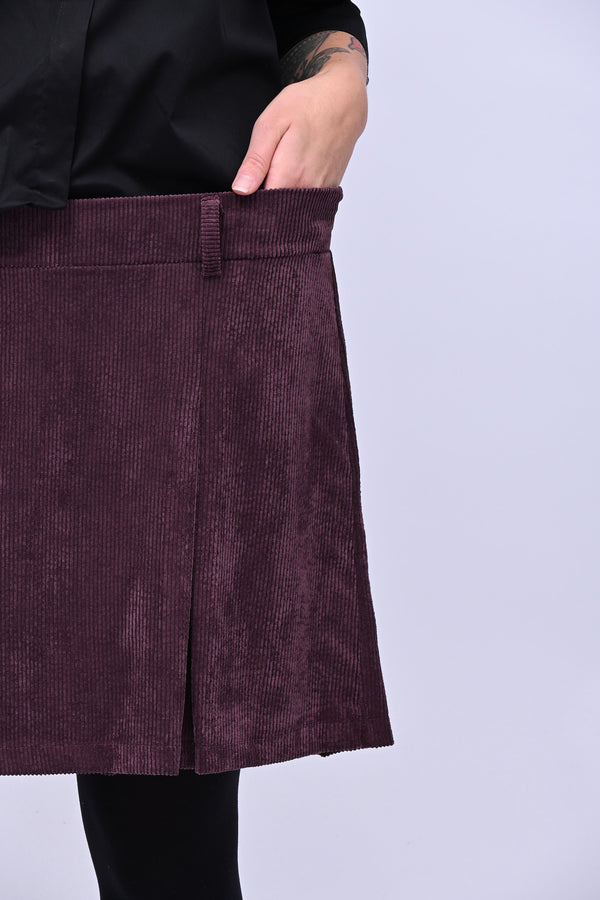 Shorts effetto gonna velluto - Melanzana