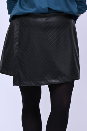 Shorts effetto gonna ecopelle - Nero