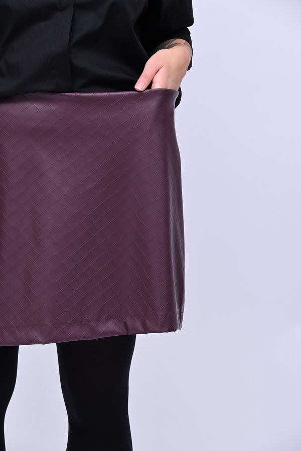 Shorts effetto gonna ecopelle - Vino